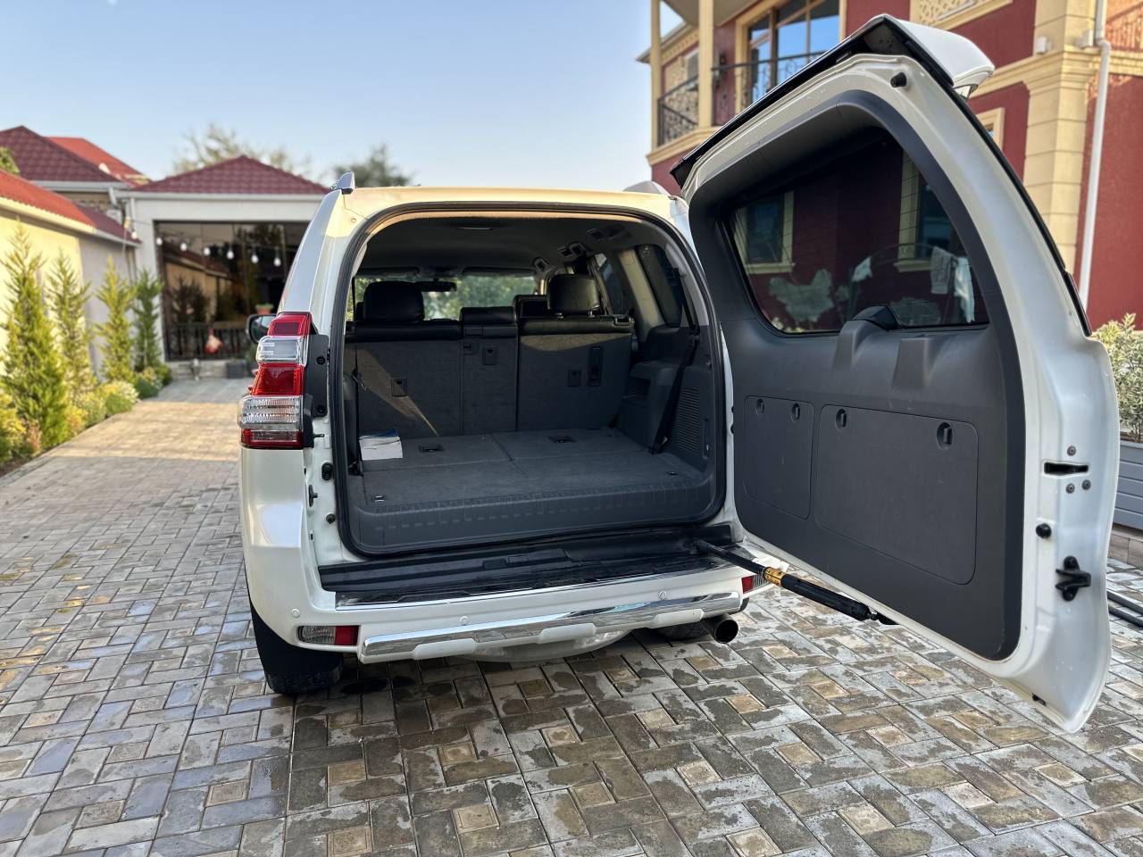 Toyota Prado 2012 - şəkil 6