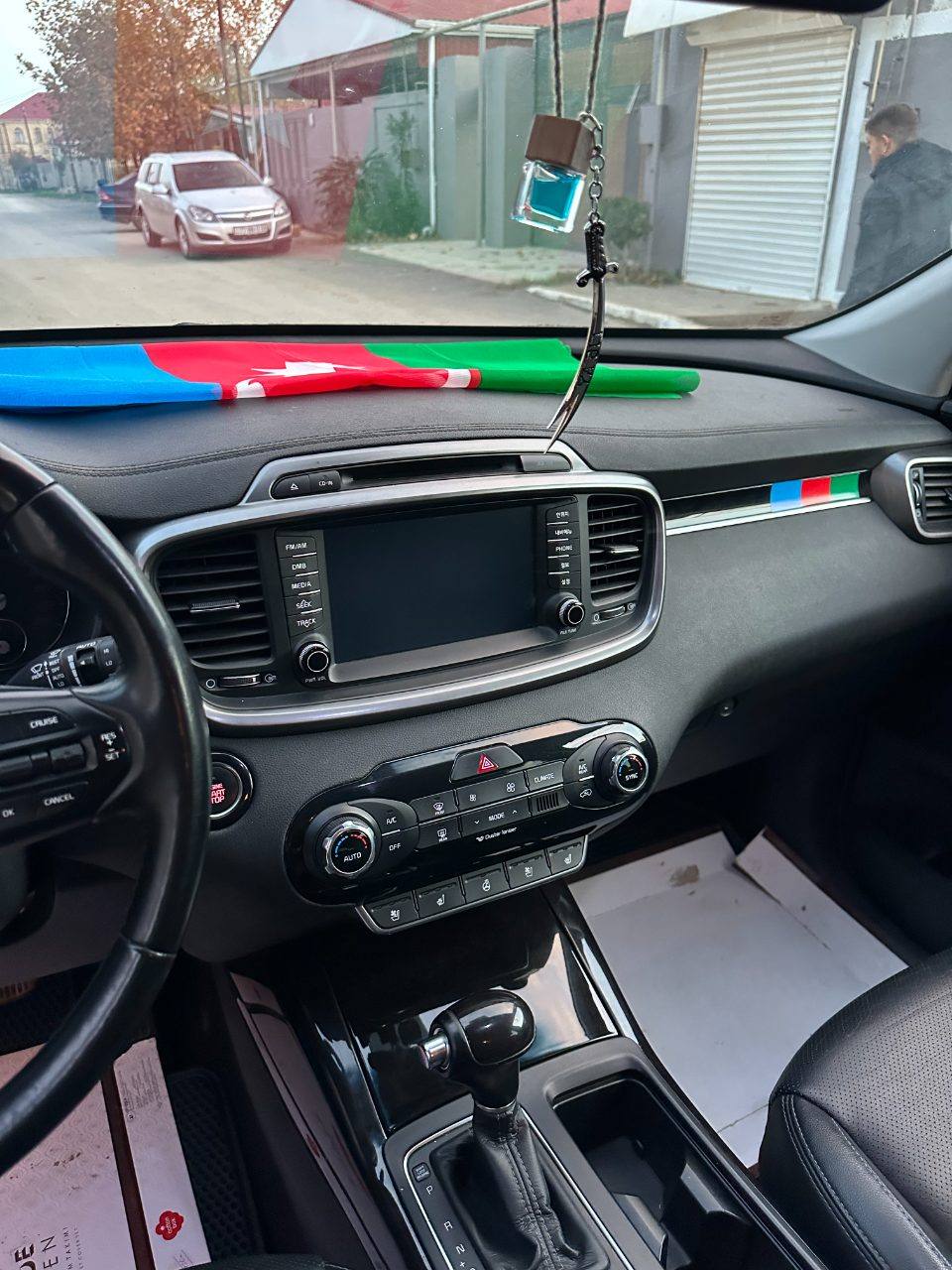 Kia Sorento 2015 - şəkil 10