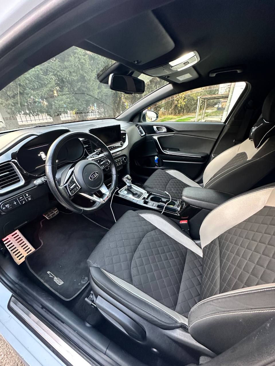 Kia Ceed 2019 - şəkil 10