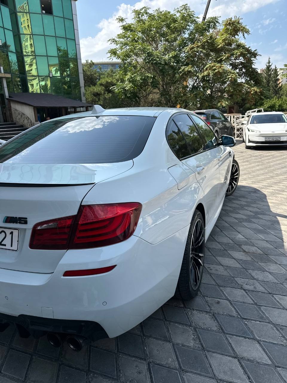 BMW 5 2011 - şəkil 11