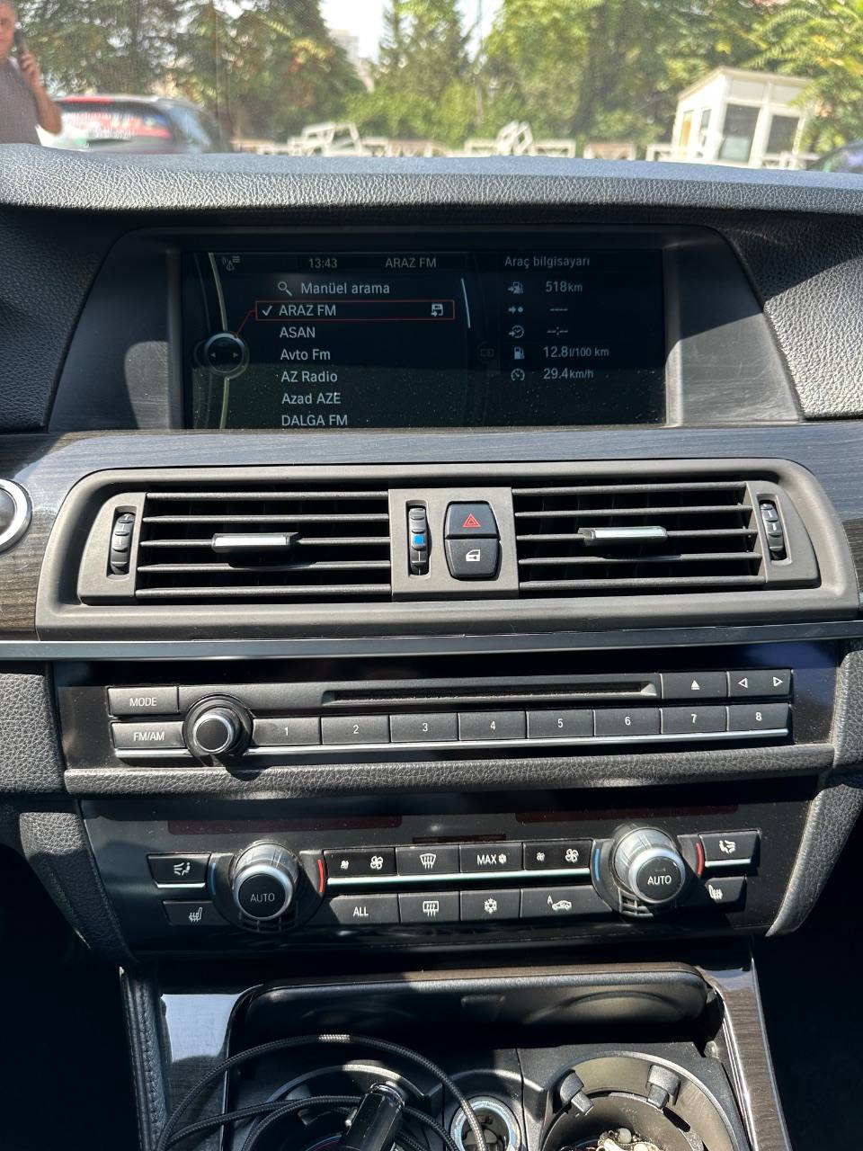 BMW 5 2011 - şəkil 14