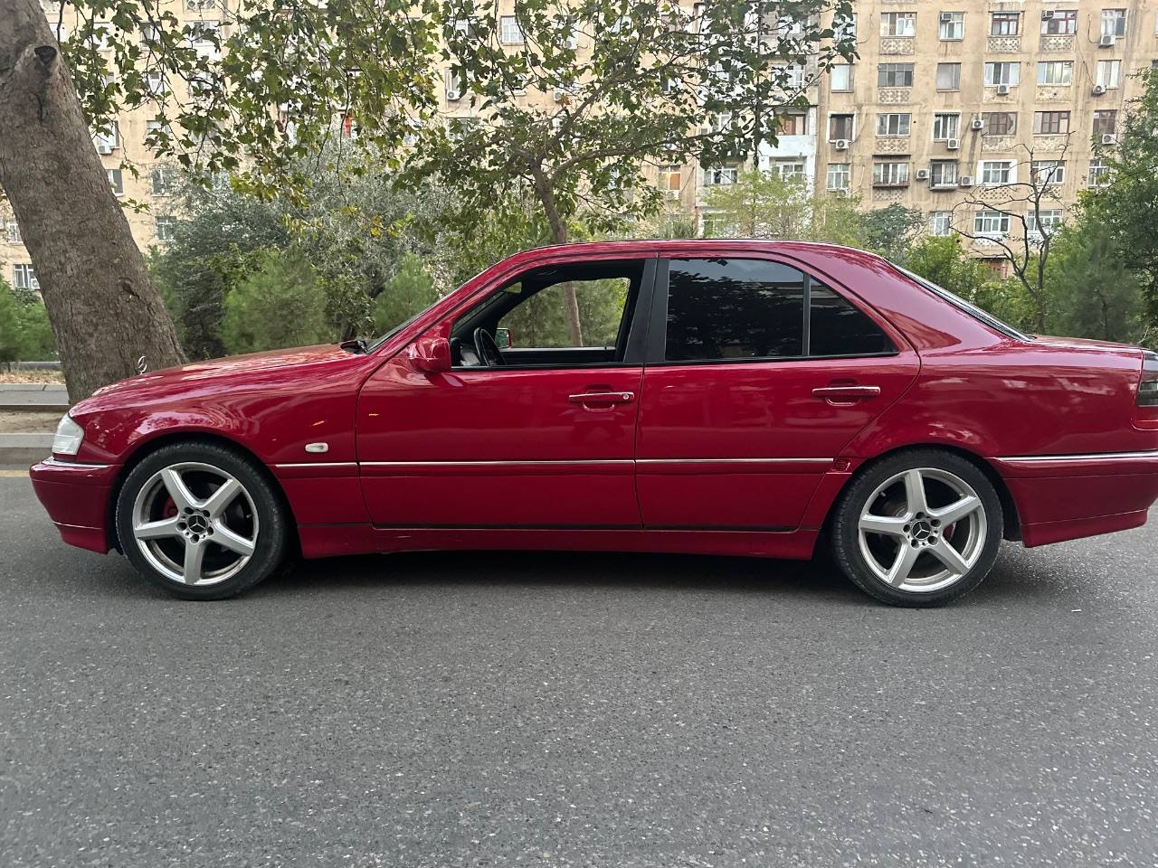 Mercedes-Benz C 2007 - şəkil 5